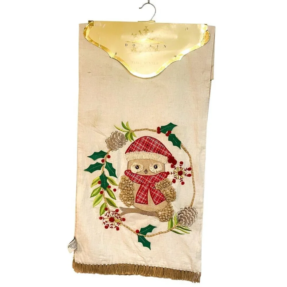 Domain Christmas Holiday Owl Embroidered Aplique 16 x 72 Cotton Fringe Table Run